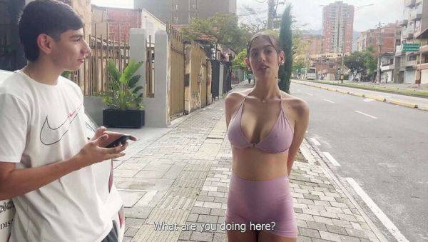 Fucking a Latina Pornstar on the Street - veryfreeporn.com on pornogates.com