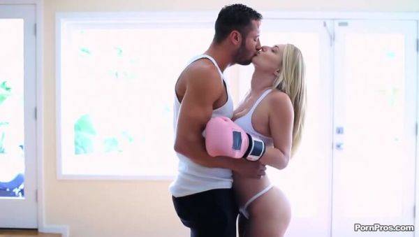 Natalia Starr in Hot Sparring Action - porntry.com on pornogates.com