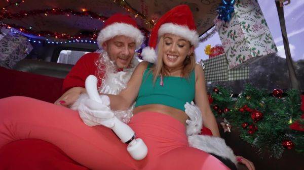 Amazing bang bus Christmas special in scenes of loud hardcore - xbabe.com on pornogates.com