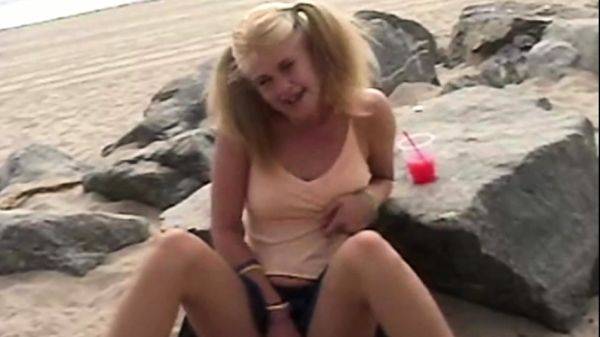 Little Summer gets horny at beach - drtuber.com on pornogates.com