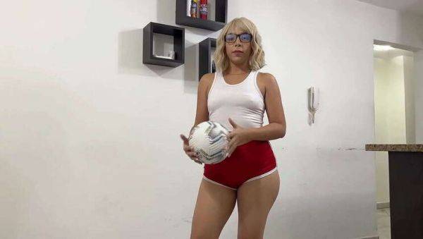 Stepson Instucts Sexy Soccer-Loving Stepmom in Cock Handling - veryfreeporn.com on pornogates.com