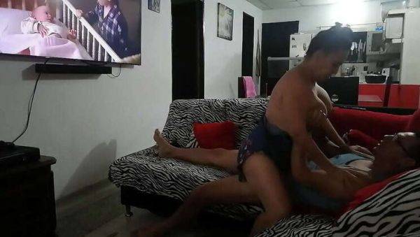 Damian and His Sister-in-Law Rosy Isa: A Steamy TV Session with a Blowjob and Penetration - veryfreeporn.com on pornogates.com