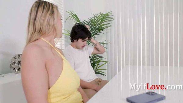 Mom to the Rescue: Hairy MILF Joslyn Jane in Tough Times - xxxfiles.com on pornogates.com